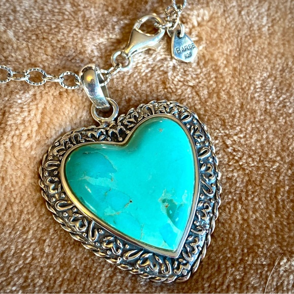 Barse all sterling and turquoise, with blue lighter blue, and splashes of green. - Picture 9 of 9